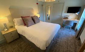 The Scotts Arms Village Inn